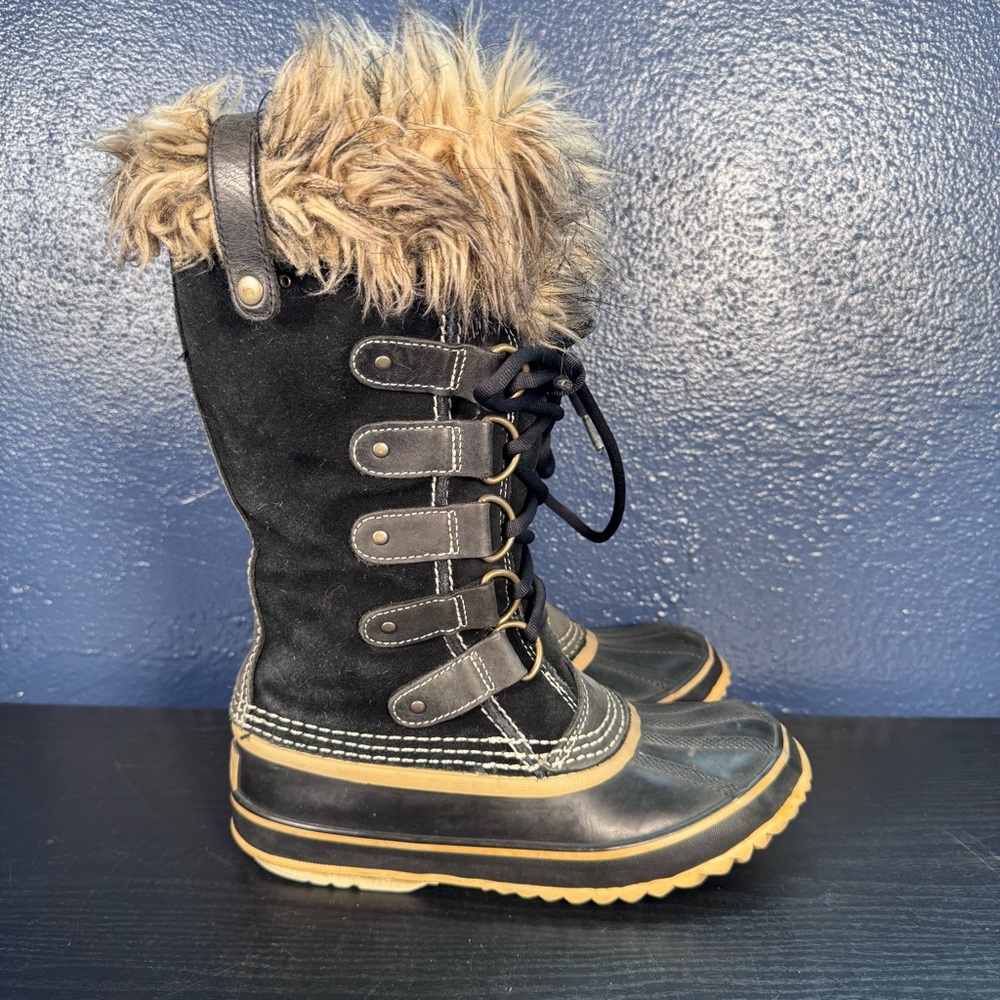 Women’s 6 Sorel Joan of Arctic Boots CCKC1552